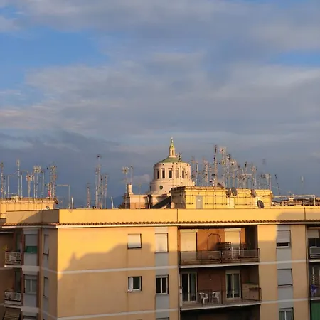 Apartment Casa Ele Rom